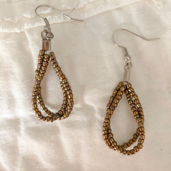 Earrings - Picture 1 of 2